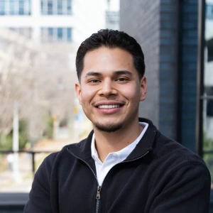 image of agent Andy Gonzalez